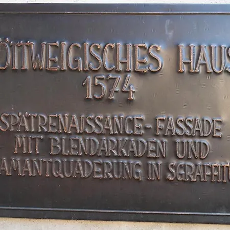 Apartment Historical Living Experience Ii *