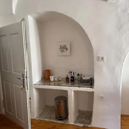Apartment Historical Living Experience Ii